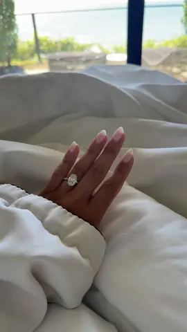 Waking up to the best views ☁️🪽 #engaged #oceanview #fiance 
