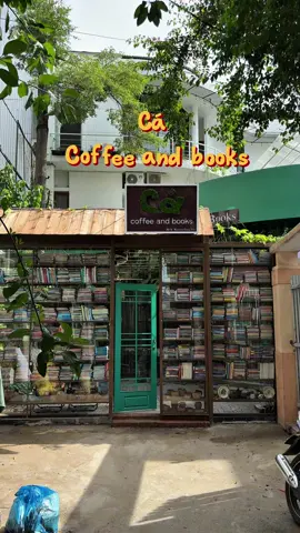 Một quán cafe mới toanh ở Huế như bước ra từ thế giới Ghibli, quán có đa dạng các loại sách cùng không gian học tập, làm việc rộng rãi, rất đáng để đến chill một lần 🤩🤩 #cácafe #xuhuong #viral #fypシ゚ #dicaphenao 