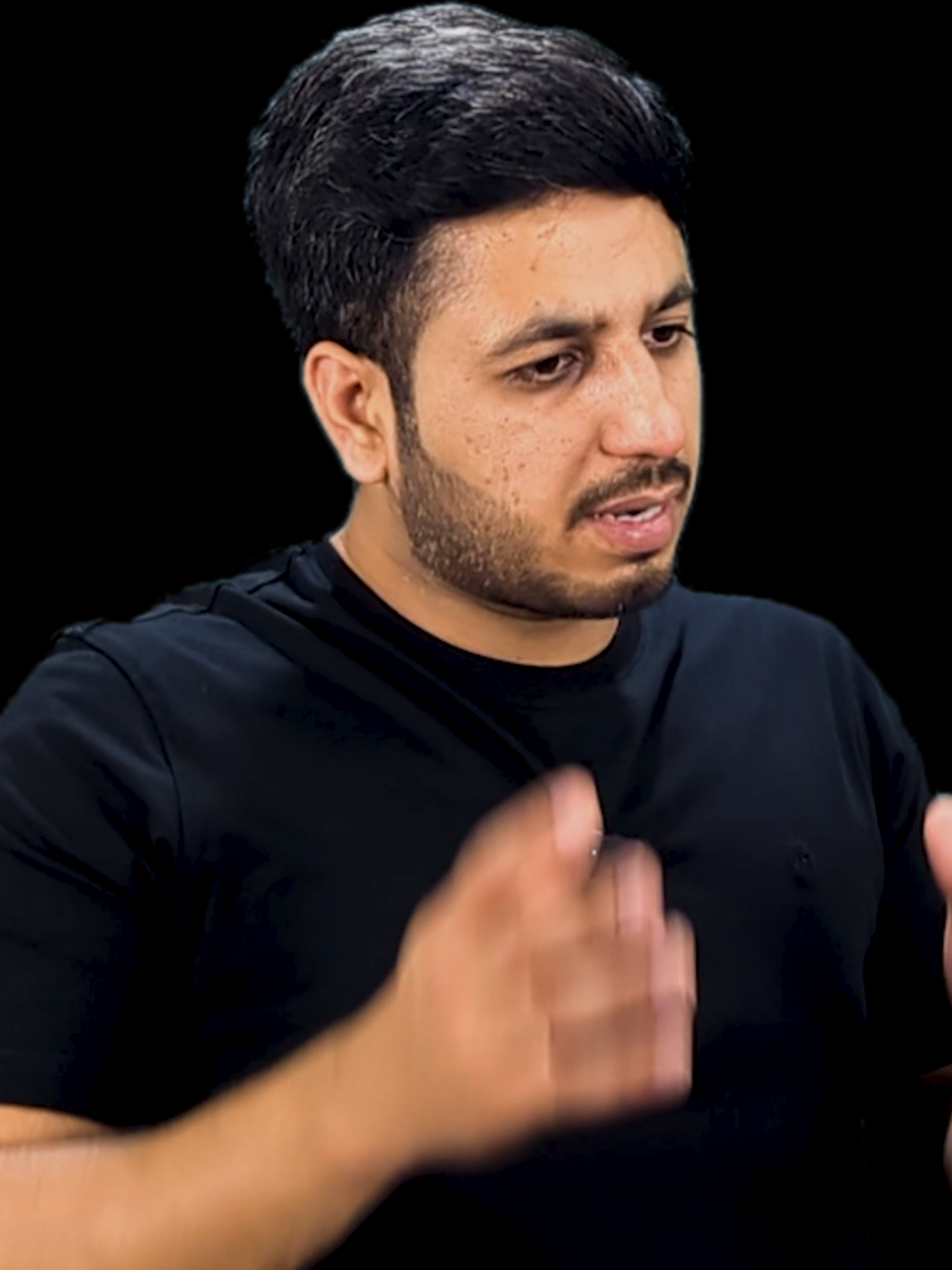 The Greatest Lesson For Life .  Will we only find peace if we know the time of our death? Can’t we live peacefully while alive—without hurting others, without causing anyone pain, without harming anyone—and instead live with love?  In this video, I explain the best way to live life in this world. This is a deeply valuable lesson for everyone,  love people, stay happy, don’t cause suffering to anyone. Life is a short journey, so it should be spent with smiles, joy, and togetherness. #life #peace #zindagi #mohabbat #Love #happiness  #urduquotes  #hindiquotes  #LifeAdvice #shorts #viralvideo  #positivevibes #zindagiquotes #truth #mrstk #wisdom #gayaan #bestlessonforlife #knowyourself  https://www.youtube.com/@AbuTurabTurabiShorts https://www.youtube.com/@AbuTurabTurabi  https://www.instagram.com/abuturabturabi.mrstk/  https://www.facebook.com/profile.php?id=61567018296647  https://www.tiktok.com/@abuturabturabi.mrstk  https://whatsapp.com/channel/0029VaDHPjOGzzKZoM1C9f0R  https://www.linkedin.com/in/mr-stk-9095b42b4/