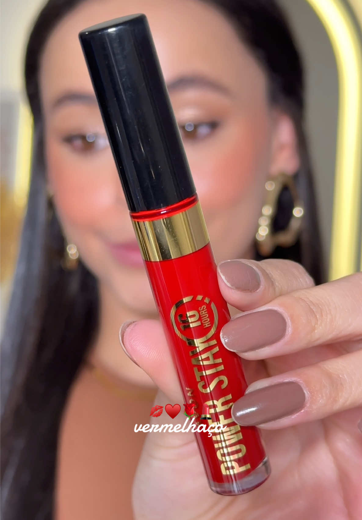 Vermelho podereroso da Avon! ♥️ Não podia ter nome melhor do que: Vermelhaço! Você encontra no @Mercado Livre através do ID: 🔎JOICYS-9JLN #MeusFavsDoMercadoLivre #MercadoLivre #avon #batomavon #batom 