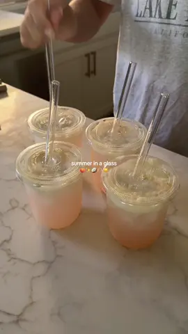 peaches & cream & a little bit of fizz has been my mocktail of choice this summer!!!! anyone else been absolutely addicted to peaches this summer?! 🤭🍑✨🫶🏼☀️ #mocktail #Recipe #peach #asmr ARMRA GIFTED @TOSSWARE @ARMRA l!nk in my b!0 for 15% 0ff your 1st 0rder 😇💛 