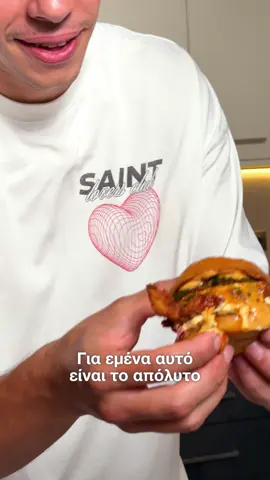 Πως να φτιάξεις το πιο νόστιμο και εύκολο μπέργκερ στο σπίτι! Από σκέτο κοτόπουλο στο πιο juicy burger 🍔 •Πάρε ένα στήθος από κοτόπουλο τεμάχισε το και χτύπησε το λίγο να απλώσει. •Βάλε το σε ένα μπολ με: ξυνόγαλο 1κ.σ πάπρικα καπνιστή  1κ.γ. αλάτι  1 κ.γ πιπέρι  3 κ.σ sriracha •Άστο να μαριναριστεί για 2-3 ώρες  Μυστική συνταγή για πανάρισμα:  2 κούπες αλεύρι  1/2 κούπα κορν φλαουρ  2 κ.σ πάπρικα καπνιστή  1κ.σ ρίγανη  1κ.σ βασιλικό  1 κ.σ σκόνη σκόρδο  1 κ.σ σκόνη κρεμμύδι  1 κ.γ πιπέρι καγιέν  1 κ.γ αλάτι  1 κ.γ πιπέρι μαύρο  1 κ.γ πιπέρι λευκό  •Πάρε το μαριναρισμένο κοτόπουλο και κάνε πολύ καλό πανάρισμα. •Τίναξε το καλά για να δημιουργηθούν πολλές τραγανές επιφάνειες για έξτρα τραγανό αποτέλεσμα. •Τηγάνισε το σε μέτρια προς δυνατή φωτιά για 5 λεπτά περίπου  Για την coleslaw: • λάχανο λευκό και μωβ  • σχοινόπρασο  • πίκλα αγγούρι  • χυμό λεμόνι  • αλάτι  • μαγιονέζα  • sriracha • μέλι  • μουστάρδα  Για την sauce  • μαγιονέζα  • κέτσαπ  • μέλι  • πάπρικα καπνιστή  • πίκλα αγγουρι  • ζουμί από την πίκλα  • αλάτι  Καλή όρεξη, Νέστορας  I’m #μπεργκερ #burger #συνταγές #συνταγή #ευκολεςσυνταγες #σπιτικοφαγητο #σπιτικο #μαγειρική #κοτόπουλο #χοιρινό #πατάτες #φαγητό #φαγητο #φαγητα #γεύμα #μεσημεριανό #βραδινό #κουζίνα #masterchef #masterchefgr #nestoras #greekfoodies