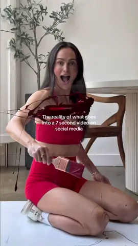 The part you don’t normally see #behindthescenes #contentcreation 