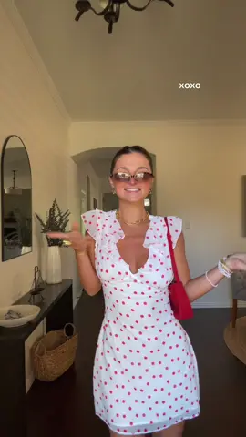 Tate is so my girl crush  #minidress #polkadots #polkadotdress #summerootd #styleinspo 