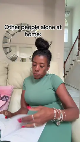 Ain’t nothing like a good conversation with yourself 🥴#humor #comedy #jokes #funnyvideos #reel      