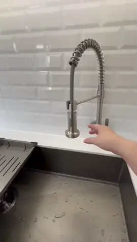 torneira cozinha gourmet Monocomando parede extensivel cromado preto/prata