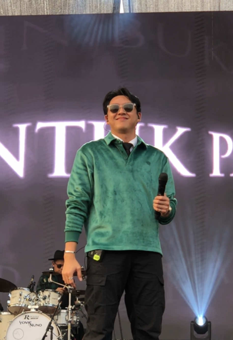 Sampai Akhir Waktu @Yovie & Nuno #yovieandnuno #ynlive #konser #fyppppppppppppppppppppppp #bangorfest #chicoandreas #manusiabiasa #fancam #adhyrayudhi 