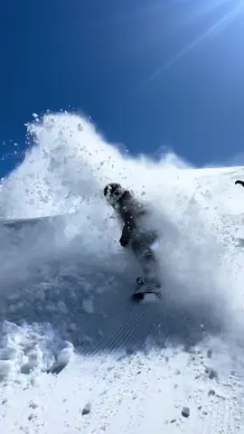 RIDING THE SOUTHERN HEMISPHERE WAVE 🇨🇱 @insta360 official 