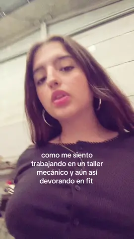 jk luego me tengo que poner un mono 😔  // #taller #trabajo #work #cute #viral 