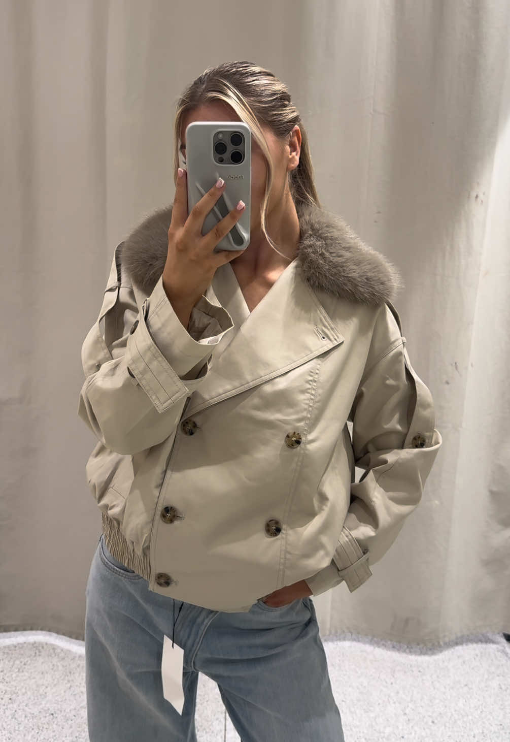 Trench of the season 😮‍💨🍂 #zarafinds #zaranewin #autumnstyle #autumnoutfits #outfitinspo 