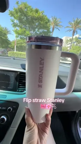 Love it 🌸🎀 @Stanley Brand #StanleyCup #stanley #paratiiiiiiiiiiiiiiiiiiiiiiiiiiiiiii q#stanleypinkcup #girlsessentials 