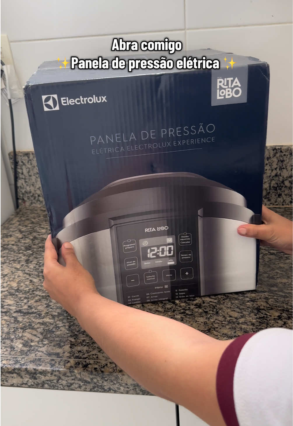 PANELA NOVA, PANELA NOVAAA😍🥰🙌#paneladepressaoeletrica #cozinhatiktok #unboxingvideo 