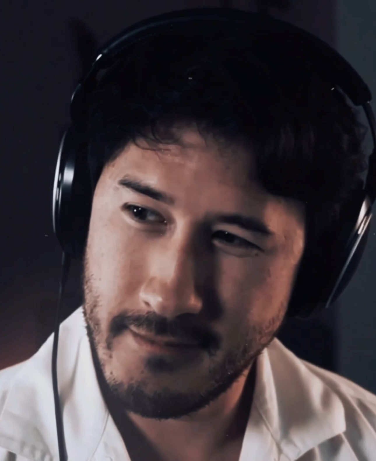 #MARKIPLIER | yes another markiplier edit why we complaining... took HEAVY inspo from: @lirio ᵕ̈  ur sapnap edit was amazing 🥹🥹🥹    scp: @Wills  this is dedicated to my sweet @peri  #markiplieredit #xyzbca #fyp #aura 