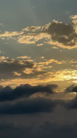 #fyp #eutavaaquipensando #portugues #paratiiiiiiiiiiiiiiiiiiiiiiiiiiiiiii #sunset 