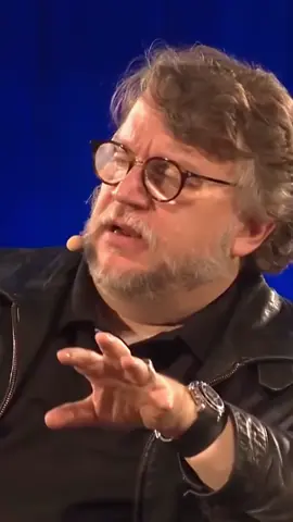 Guillermo del Toro dando cátedra de dirección 