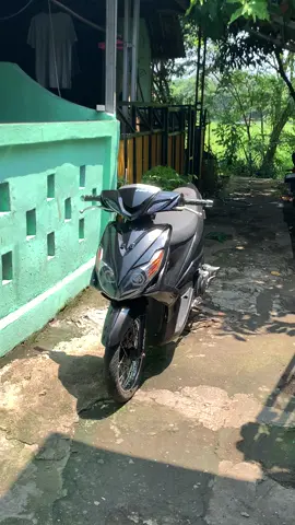 Hitam metalik cakep bener🤩🖤 #xeonkarbu125  #fyp 