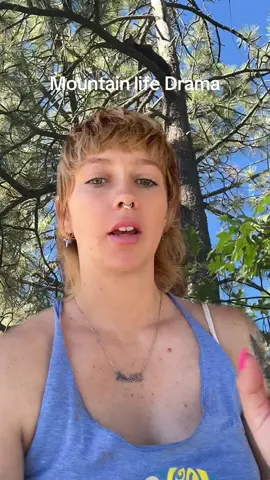 #greenscreen Bree has beef with the squirrels now 