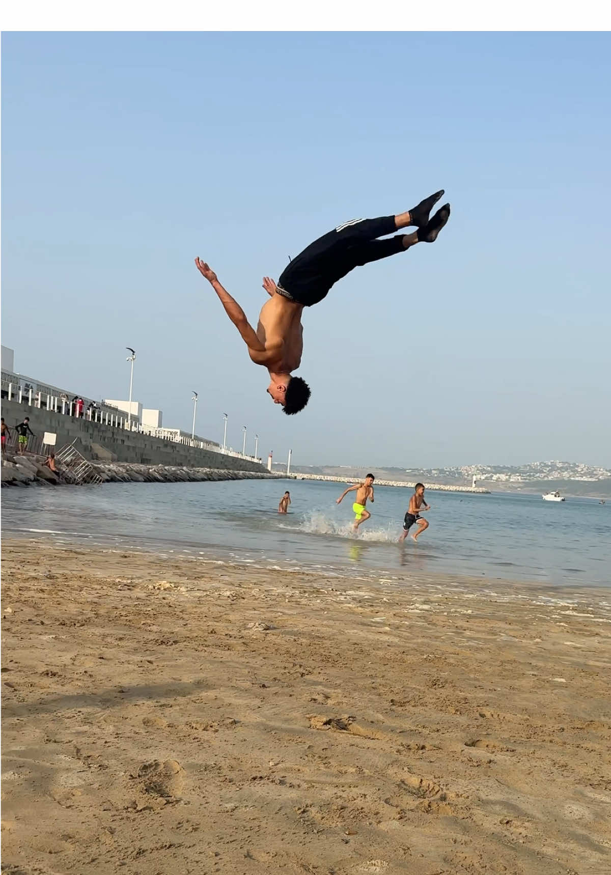 على مولانا  #tanger #شعب_الصيني_ماله_حل😂😂 