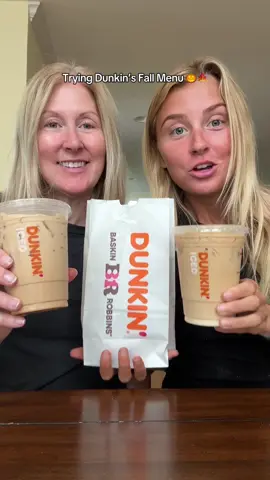 trying dunkin’s fall menu 😍🍁🎃 gimme all the pumpkin!! #dunkin #dunkindonuts #pumpkinspicelatte #FastFoodReview #pumpkinseason @Dunkin' 