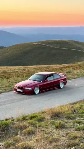 #e36 #bmw #sunset #stance #carscene 