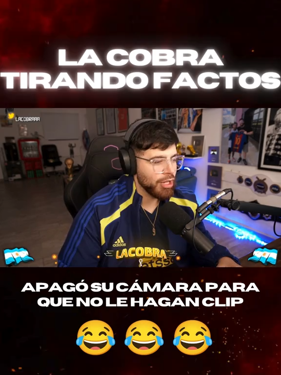COMO OLVIDAR CUANDO LA COBRA APAGÓ SU CÁMARA PARA QUE NO LE HAGAN CLIP🤣🤣 #fyp #LaCobra #Factos #AlianzaLima #Davo #RiverPlate #CopaLibertadores #FutbolPeruano #Gaston #FutbolSudamericano #DebateFutbol #Goles #Futbol #Flocsss #FLOCSSS