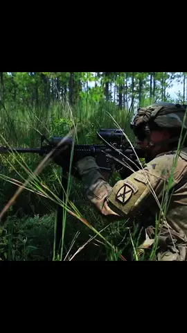 U.S. Army Soldiers Engage in Realistic Combat Drills 🔫💥🪖🇺🇸 #fyp #training #usarmy #usmilitary 