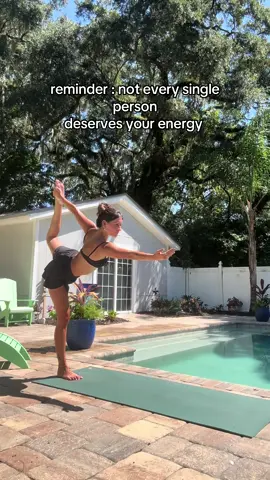 😘😘😘 #fyp #yoga #yogaflow 