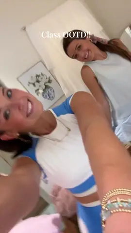 Class OOTD💙🩵 @ali holton  Follow my LTK @maggie_green on the @shop.LTK app  #liketkit #LTKTravel #LTKActive #LTKU @shop.ltk https://liketk.it/5mocy #LTKFind 