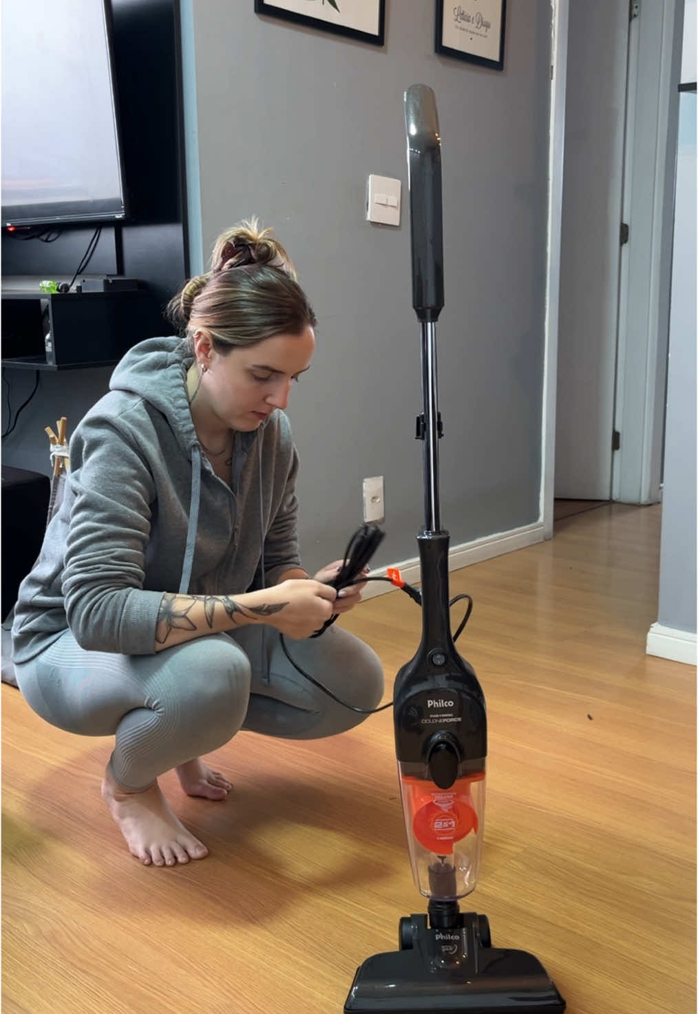 Amei!!!  Queria um aspirador que fosse barato, potente e com filtro fácil de limpar, e esse é tudo!!!! #aspiradordepo #philco #ciclone2 #philcociclone2 #donadecasa #apartamento 