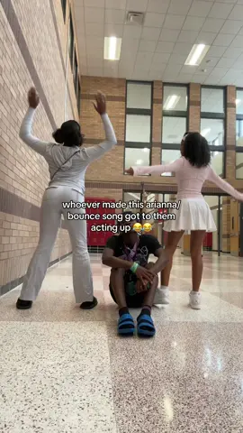 they eatinggg #fyp #ariana #bounce #twerk #12fkjordan