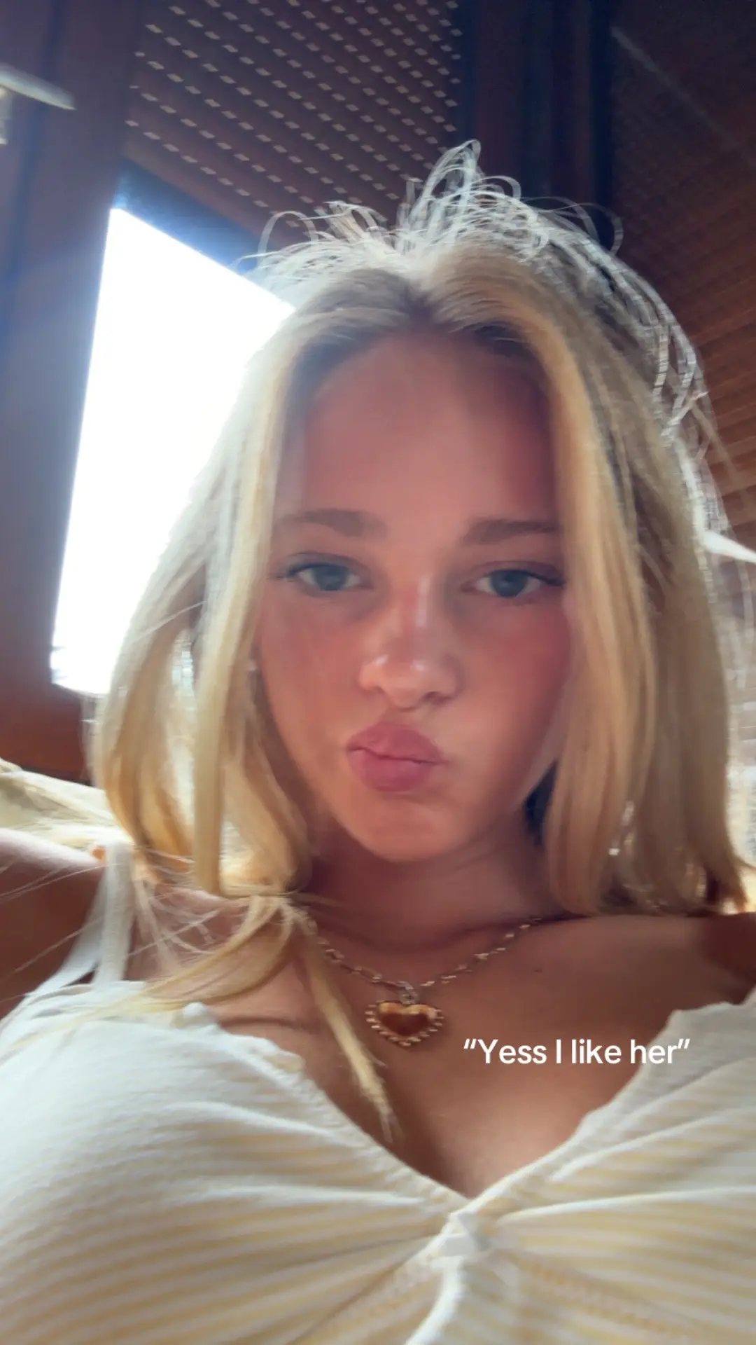 Girls be yourself now #notanormalgirl #blonde #crazy #funny #fyp @??? thx for the inspo girl haha🩵🩵 