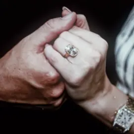 is this taylor and travis’s wedding song? #taylorswift #taylorswiftedit #traviskelce #traviskelcetaylorswift #fyp 