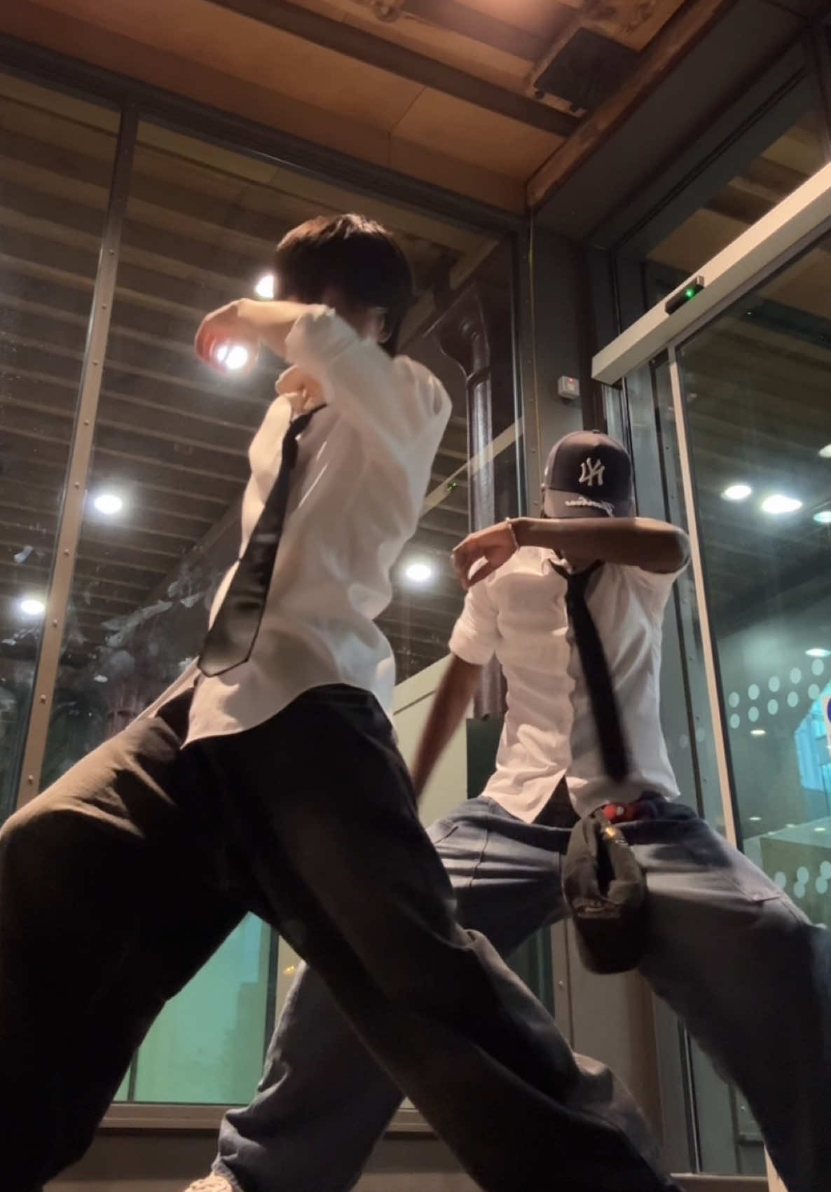 Like a fever 🤒 #enhypen #fever #duo @Not Felix🤓 @enhypen 