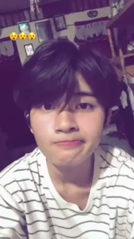 late yung airpods ☹️