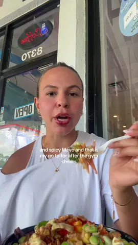 Replying to @Mel 🍒 i could eat this every single dayyyy😭 #pokebowls #pokebowlslovers #pokebowlsinmiami #miamibowls #pokebowlsalad #pokebowlsalmon #miamifinds 