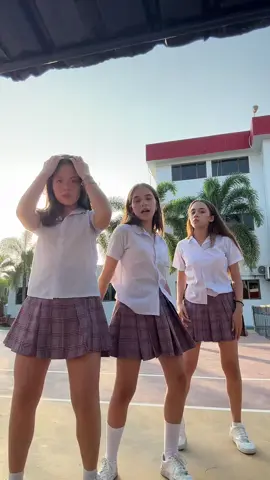 Comenten quién estaba más perdida #humor #viral #baile 