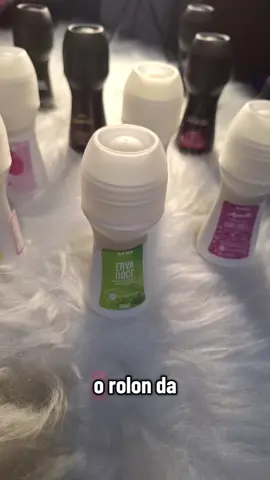 Me conta ai se você ja usou o rollon da #Avon?? Eu não fico sem eles ☺️☺️ #rollon #avon #powerstay #desodorante 