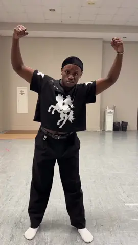 Interpretive dances continue 😂😂 watch till the end haha #dance #fyp #viral #iyanlavanzant #funny @Iyanla Vanzant @Hazelebaby 