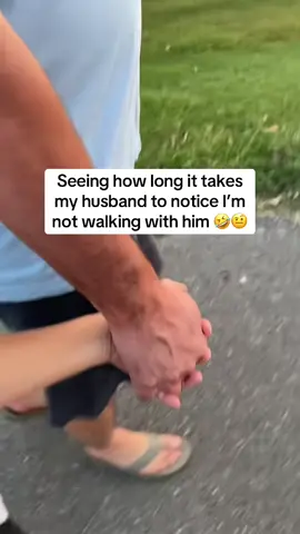 When he finally noticed 🤣  #couple #marriage #couplecomedy #prank