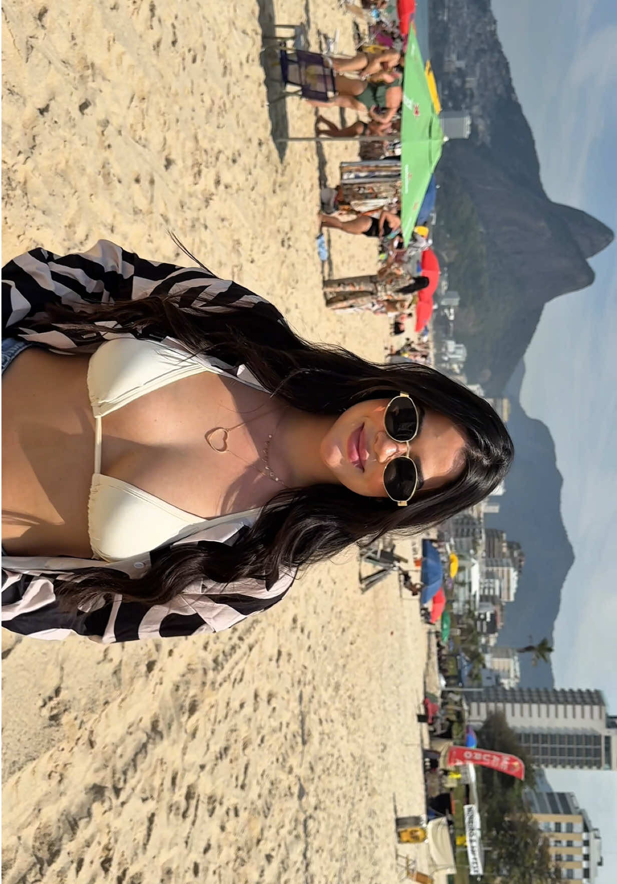 Ah, Rio…não vejo a hora de estar aí de novo. 🌴🇧🇷🥥🧡 #riodejaneiro #rj 