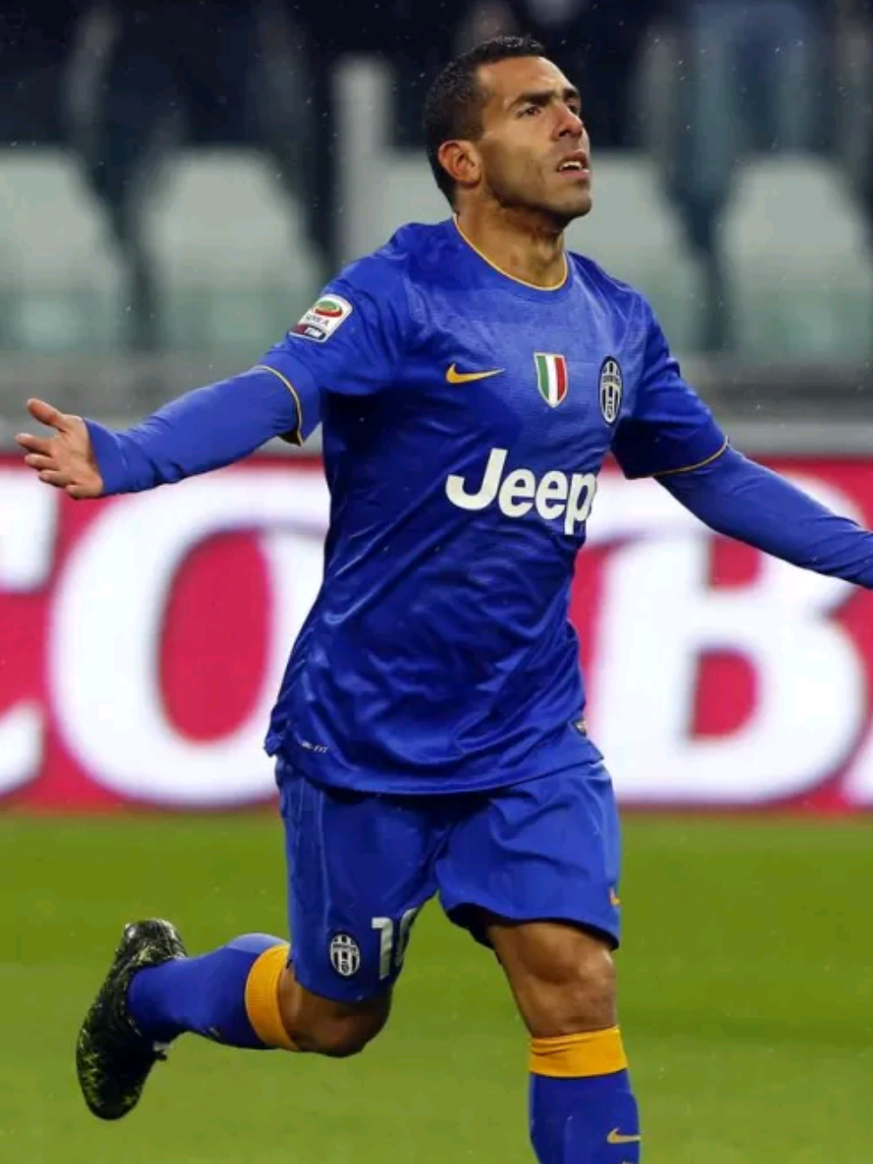 🔵 | Tevez en la Juventus 🔥 #Tevez #Juventus #SerieA #Apache #Futbol 