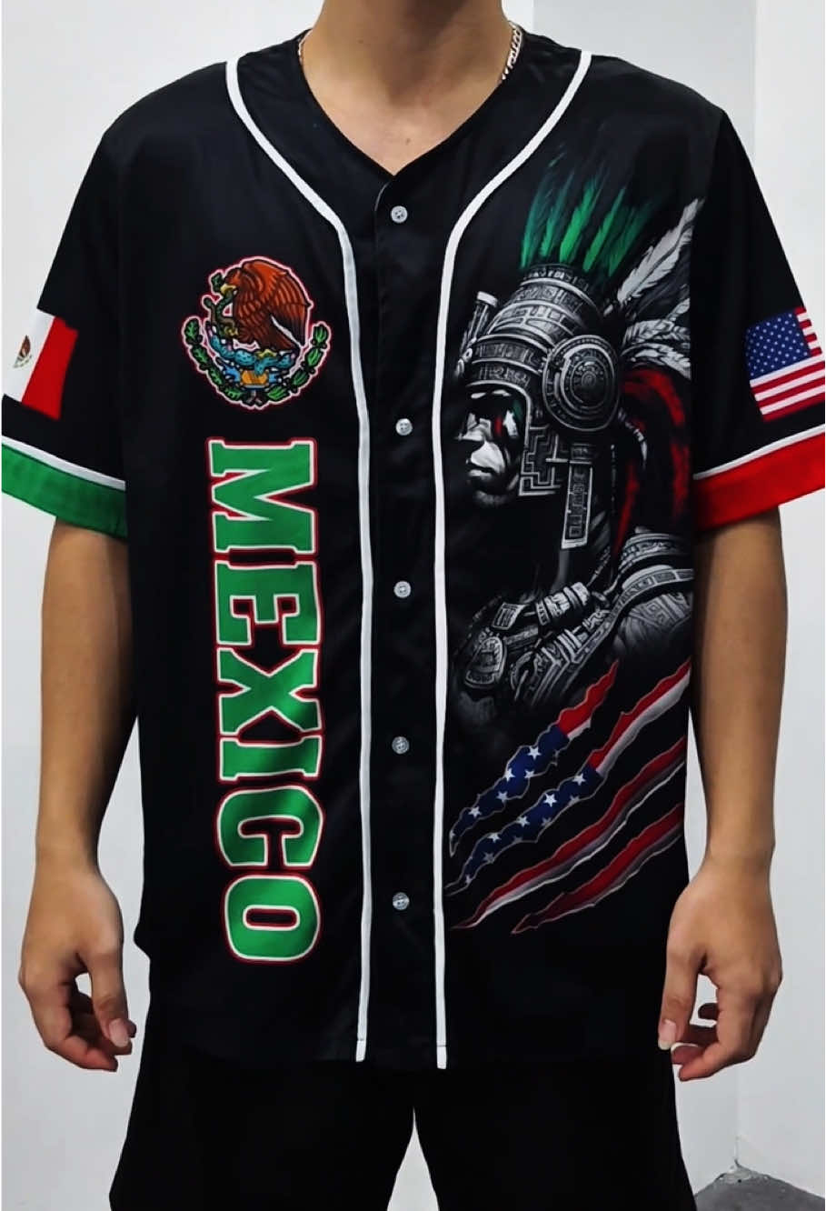 Viva México 🇲🇽 ✨ #mexico #mexicana #mexican #vivamexico #vivamexico🇲🇽 #mexicana #mexicano #mexicanamerican #mexicantiktok #latinos #chicana #chicano #jerseyshirt #fyp #trending #viral #latinostiktok 
