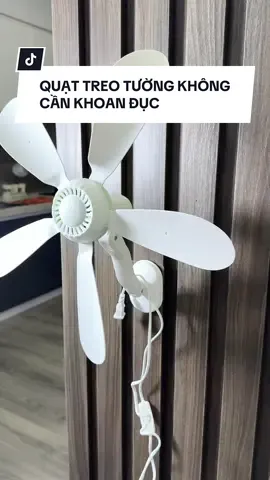 Quạt treo tường không cần khoan đục, treo bất kì đâu chỉ cần dán là được. Quạt nhỏ gọn mini xoay 360 độ, kèm 1 dây cắm 1.5m #quattreotuong #quatmini #review #giadung 