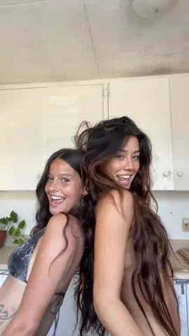 @🐈‍⬛ online friend goes public