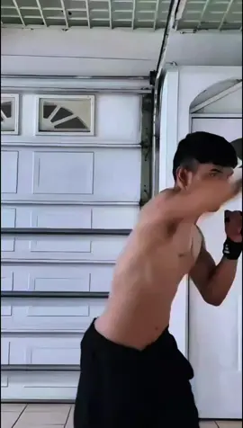 Aquellos que desconocen sus limites, jamás alcanzarán su verdadero potencial #filosofia #motivation 