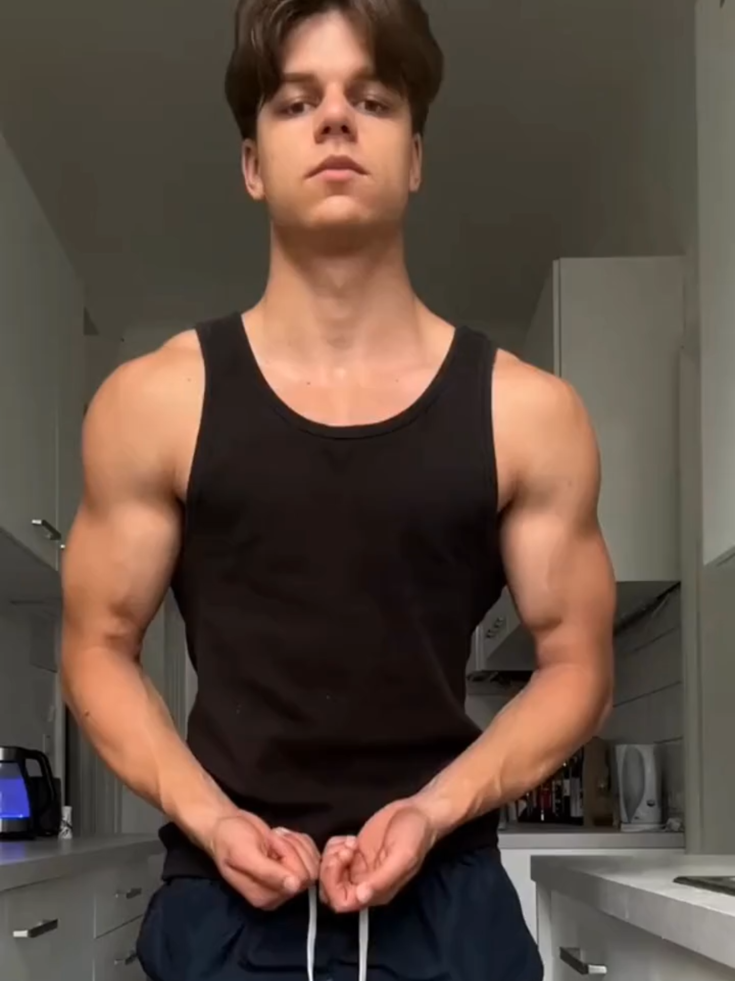 hola #gym #viral #tiktok #fyp #foryou