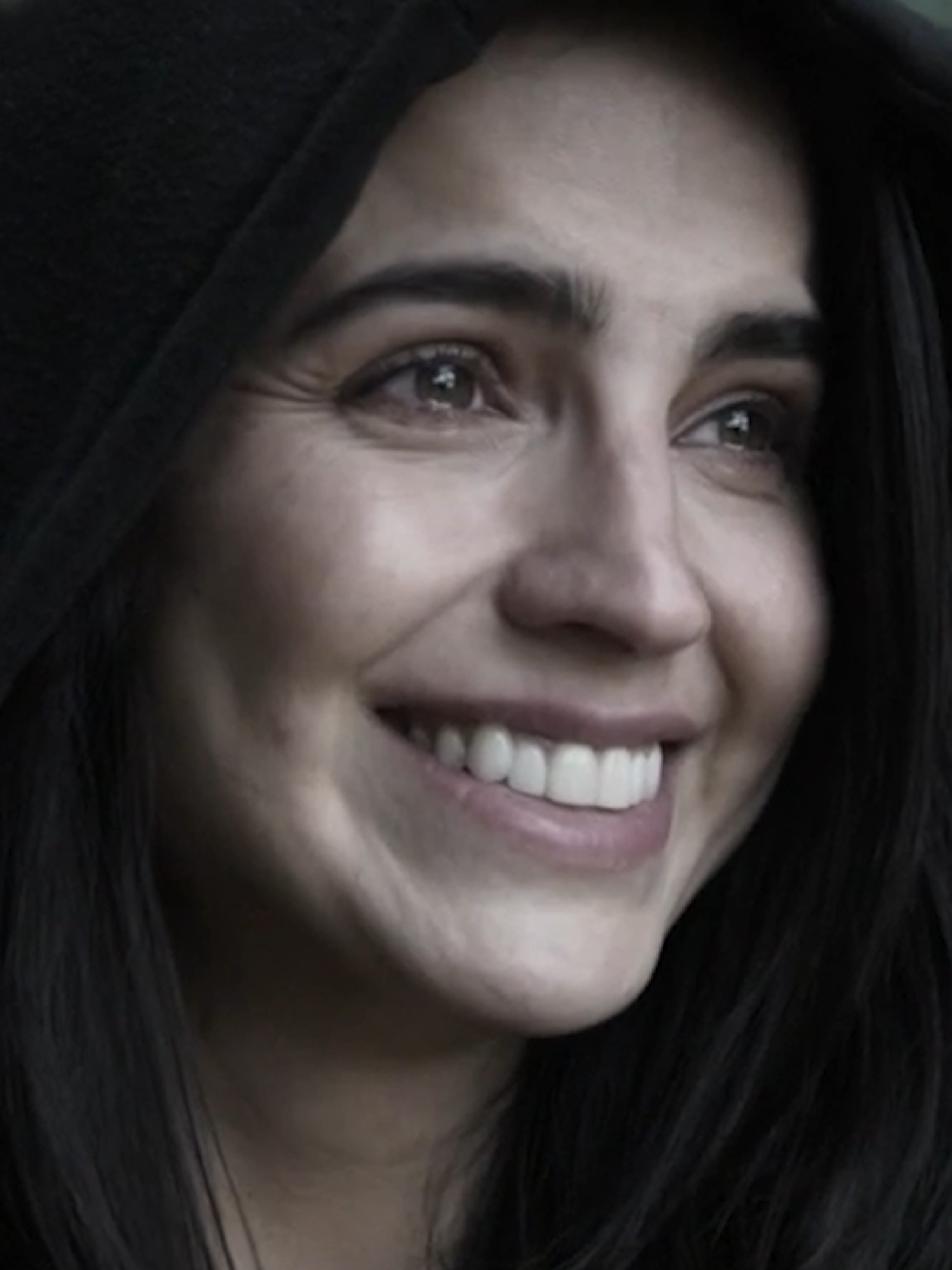 Rosario le revela a Ruby que siempre ha estado detrás de ella y no la abandonó, prefirió que sus padres adoptivos le dieran una buena vida. 🥺🙌👩🏻✨ #RosarioTijeras4 Lunes a viernes, 🕤 9:30 p.m. por Azteca UNO. 📺