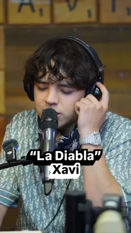Xavi nos canta el tema que impulsó su carrera, “La Diabla”. 🎶🔥 #JessieEnExa 