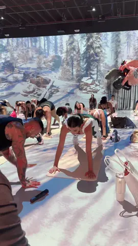 Tenía tanto tiempo de no hacer ejercicios y mi comeback fue en una clase con @Javier Parada 💃🏾 en @immersivemiami 