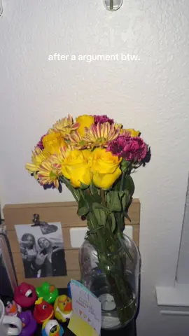 who is this mystery man?? #fyp #foryou #blowup #relationships #flowers 